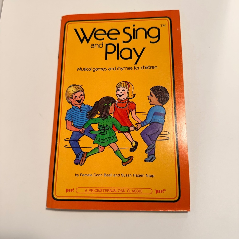 Price Stern Sloan Wee Sing and‎ Play Childrens Book Orange Vintage Musical Games